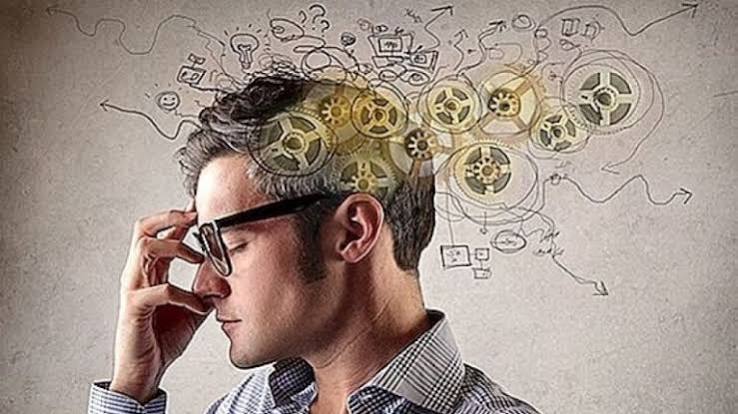 Sobrepensar: cuando la mente crea una realidad que todavía no existe